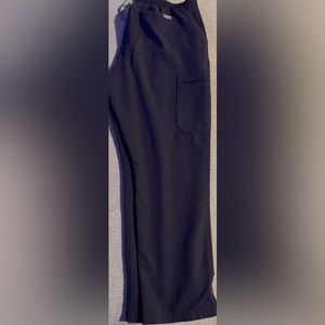 Figs purple shadow, great condition. Barley worn. Large petite.